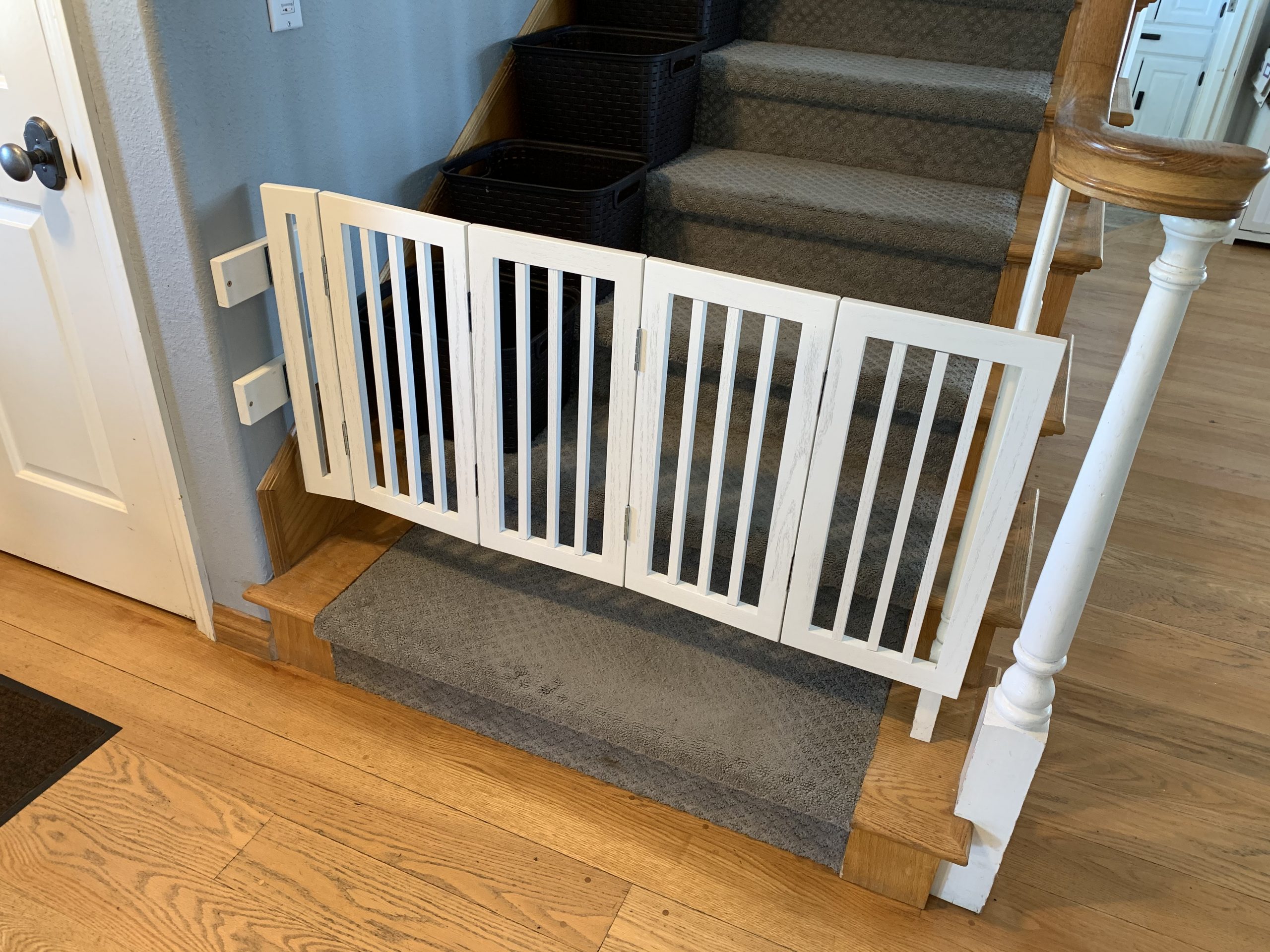 I Built a Folding Dog Gate